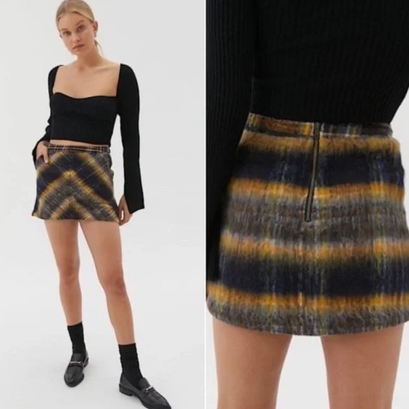 Urban Outfitters Dresses & Skirts - Urban Outfitters Journey Wool Pelmet Plaid Mini Skirt Size S